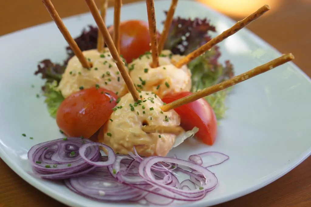 Hotel Zur Post Herrsching am Ammersee 3*,